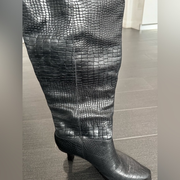 FREE PEOPLE 
Friday Fever Heel Boots
SIZE: 37 
Excellent condition - Picture 6 of 7